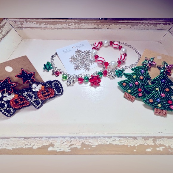 Festive Holiday Jewelry Set Halloween and Christmas 7 Piece - Picture 7 of 8